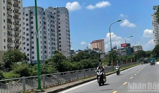 Thời tiết ngày 29/9: Bắc Bộ nắng nóng, Nam Bộ có mưa rào và dông