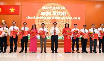Hòn Đất thành lập 9 chi bộ, kiện toàn nhiều vị trí cán bộ