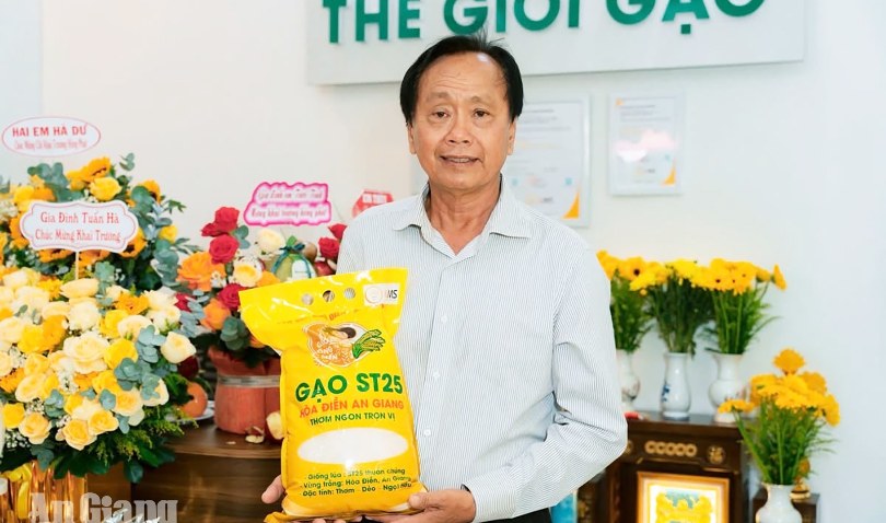 Chinh phục đất phèn, tạo dựng thương hiệu “Gạo ông Mến”