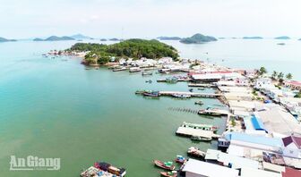Mở không gian phát triển mới cho xã đảo Sơn Hải
