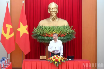 Tháo gỡ “điểm nghẽn”, xây dựng năng lực nghiên cứu, dự báo, tham mưu chiến lược đủ mạnh