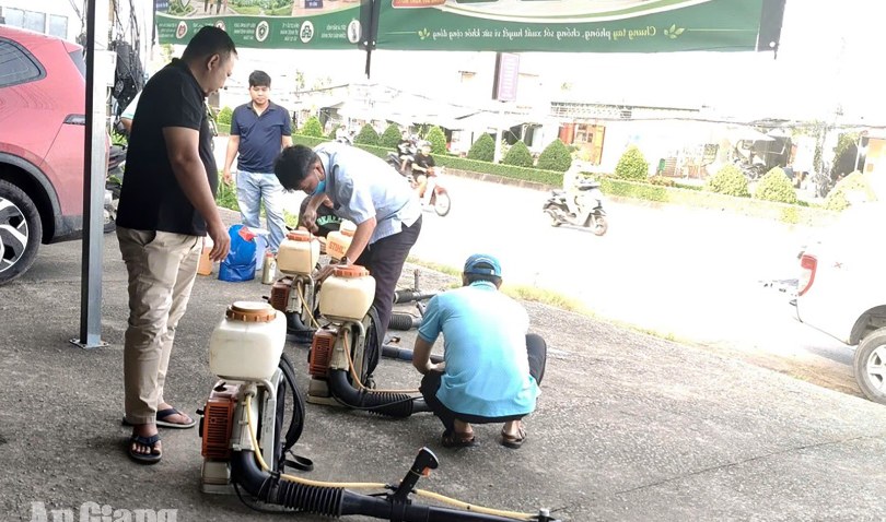Ngành Y tế phối hợp phòng chống dịch sốt xuất huyết tại Phú Quốc
