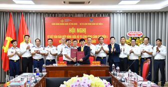 Cảnh sát biển 4 phối hợp sân bay Phú Quốc ứng phó sự cố, cứu nạn