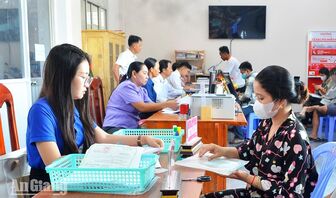 Cán bộ, công chức cấp xã được hưởng phụ cấp công vụ mức 55% kể từ ngày 1/7/2026