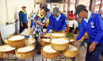 Những người "giữ lửa" lễ hội Nguyễn Trung Trực