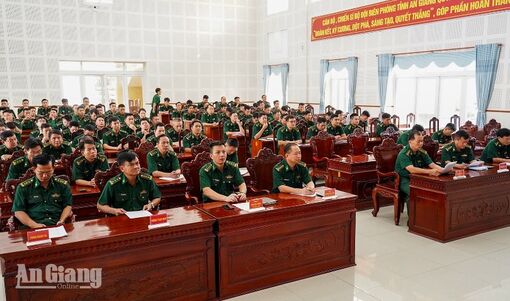 Giữ vững truyền thống, chắc tay súng nơi biên giới