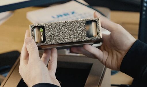 Máy tính AI cá nhân mới của Nvidia chạy được mô hình 100 tỉ tham số