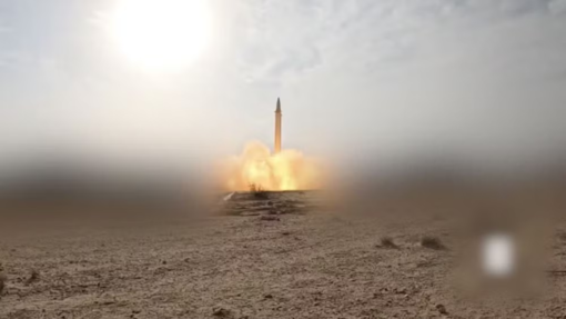Saudi Arabia đánh chặn tên lửa đạn đạo của Houthi