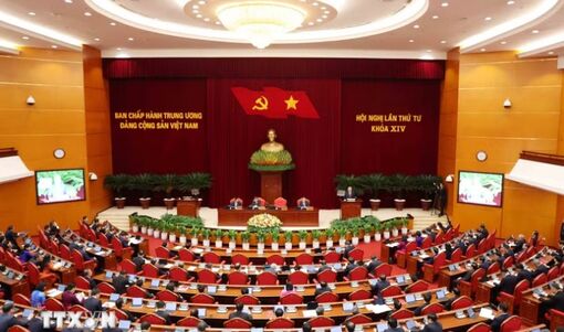 Thông cáo báo chí về ngày làm việc thứ ba Hội nghị lần thứ tư Ban Chấp hành Trung ương Đảng khóa XIV
