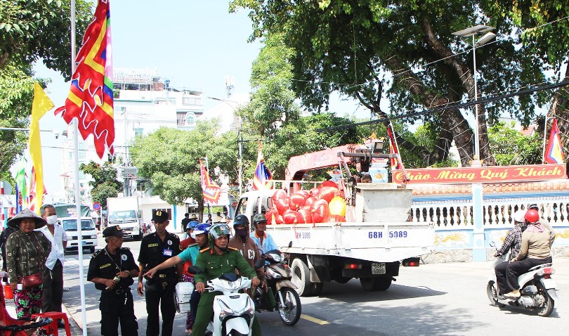 Giữ bình yên, an toàn cho người dân tham gia lễ hội