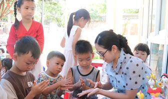 Bảo vệ trẻ em trên môi trường mạng