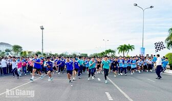 Hơn 3.000 người tại An Giang hưởng ứng phong trào tập luyện thể thao