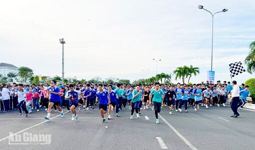 Hơn 3.000 người tại An Giang hưởng ứng phong trào tập luyện thể thao