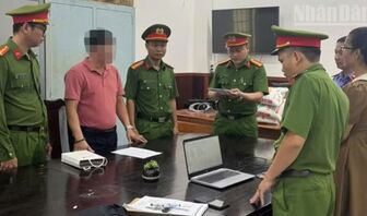 Bắt tạm giam nhân viên ngân hàng lừa đảo hơn 73 tỷ đồng