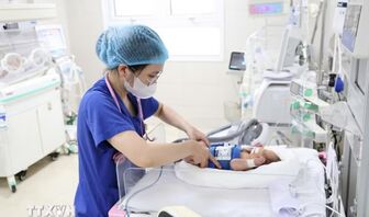 Thách thức về già hóa dân số: Vì sao người trẻ ngày càng ngại sinh con?