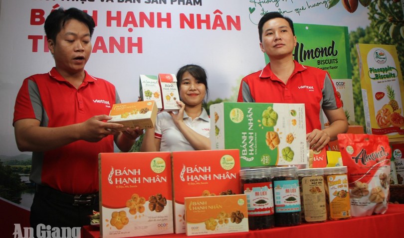 Bánh hạnh nhân OCOP 4 sao Chợ Mới lên TikTok
