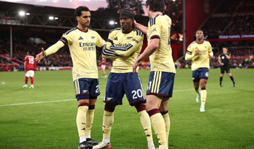 Madueke giải cứu, Arsenal vượt ải Nottingham Forest