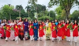 Phụ nữ Việt Nam: Phát huy truyền thống, khẳng định vị thế trong kỷ nguyên phát triển mới