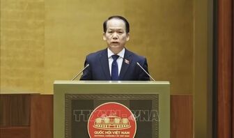 Quy định mới về hành nghề luật sư và nuôi con nuôi