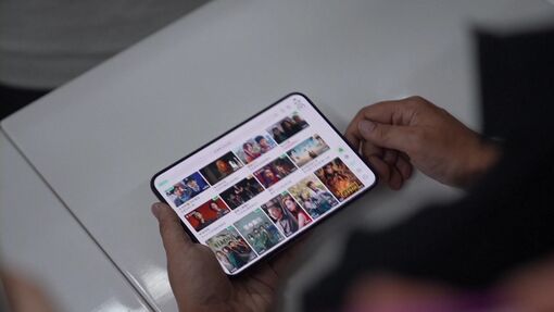 iPhone Duo “cháy hàng” tại Trung Quốc