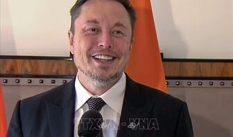 Ông Elon Musk hé lộ bước đi mới trong thương vụ sáp nhập SpaceX - Tesla