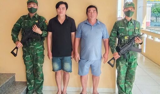 Biên phòng An Giang tạm giữ 449 điện thoại cũ không rõ nguồn gốc