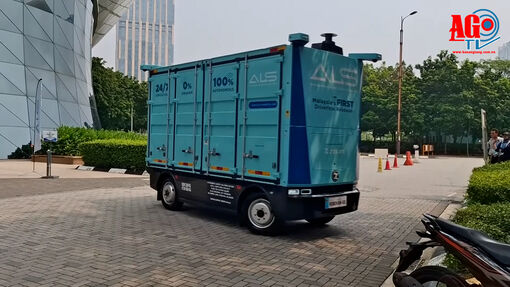 Malaysia ra mắt xe chở hàng không người lái trên đường phố