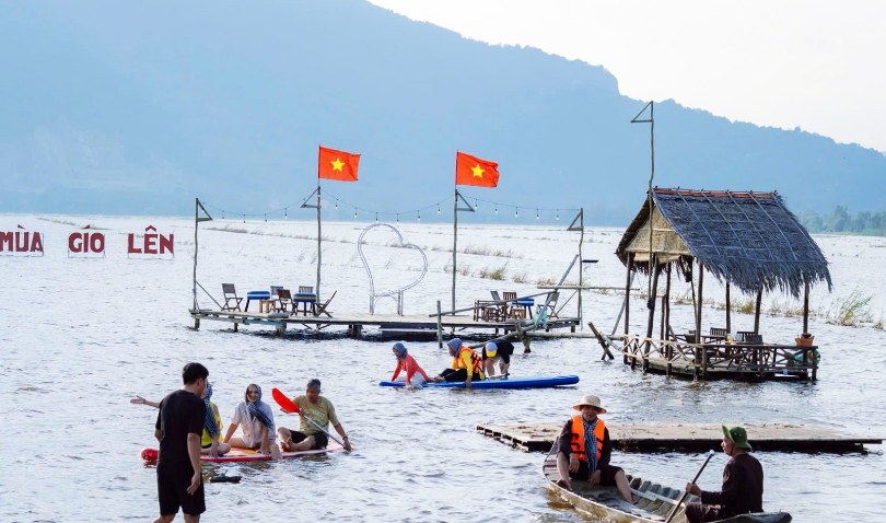 Ký ức mùa nước nổi thành dịch vụ trải nghiệm