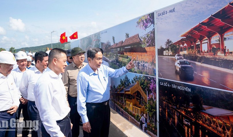 Chủ tịch Quốc hội Trần Thanh Mẫn kiểm tra tiến độ thi công các công trình phục vụ APEC 2027 tại Phú Quốc