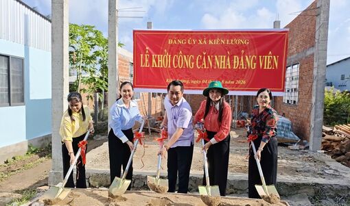 Ấm áp căn nhà đảng viên