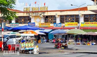 Đặc sản độc lạ ở chợ biên giới Tịnh Biên