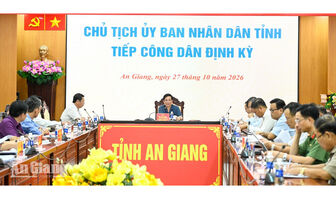Chủ tịch UBND tỉnh An Giang Hồ Văn Mừng tiếp công dân định kỳ