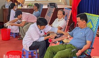 Nhơn Mỹ tiếp nhận 175 đơn vị máu