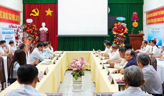 Trung tâm Y tế Phú Tân triển khai bệnh án điện tử