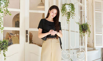 Váy dài, quần ống rộng và giày cao gót, bộ ba hoàn hảo cho style tối giản