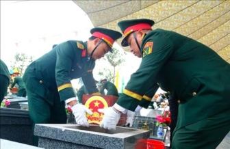 Hành trình tìm lại những người nằm lại sau chiến tranh