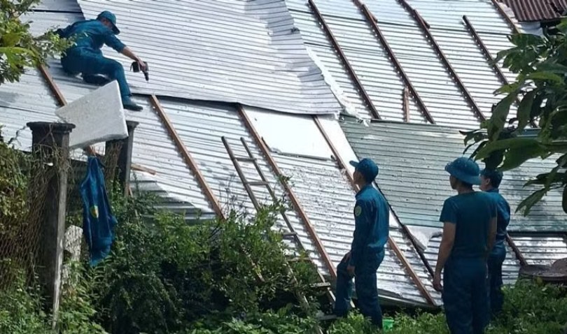 An Giang: Mưa dông quét qua 8 xã, thiệt hại hơn 1,4 tỷ đồng