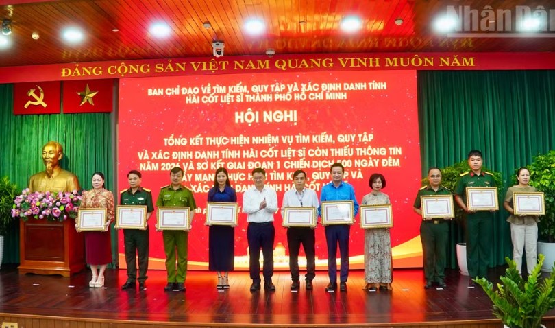 Thành phố Hồ Chí Minh kiên trì tìm kiếm đưa các liệt sĩ trở về