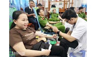 An Biên tiếp nhận 93 đơn vị máu trong ngày hội hiến máu tình nguyện
