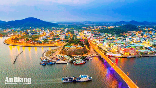 Hà Tiên thêm sức hút với trải nghiệm về đêm